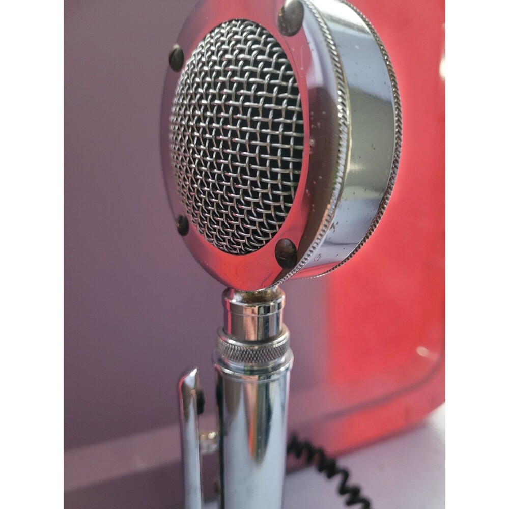 Astatic D-104 microphone